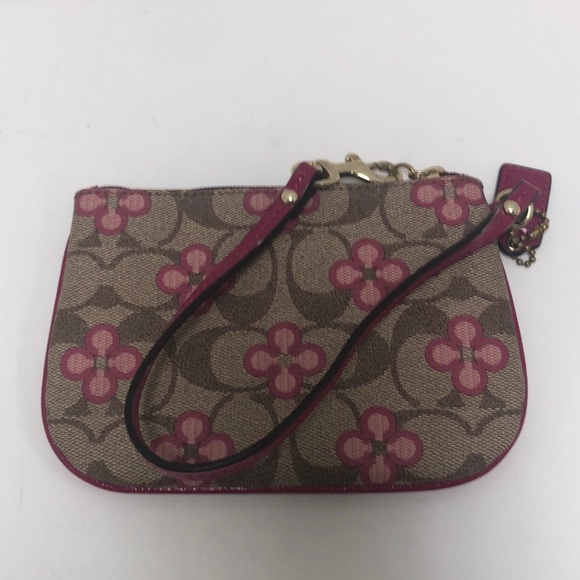 Coach signature wristlet - Picture 3 of 4